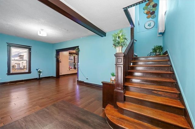 1701 W Walnut Street, Independence, MO 64050