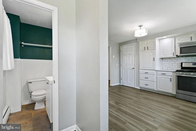 130 S WELLS AVE, Glenolden, PA 19036