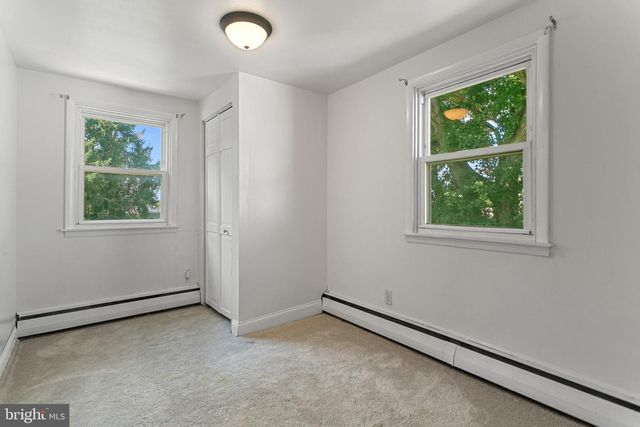 130 S WELLS AVE, Glenolden, PA 19036
