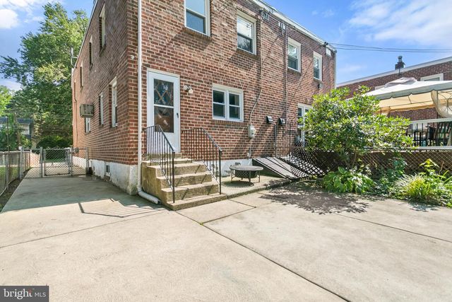 130 S WELLS AVE, Glenolden, PA 19036