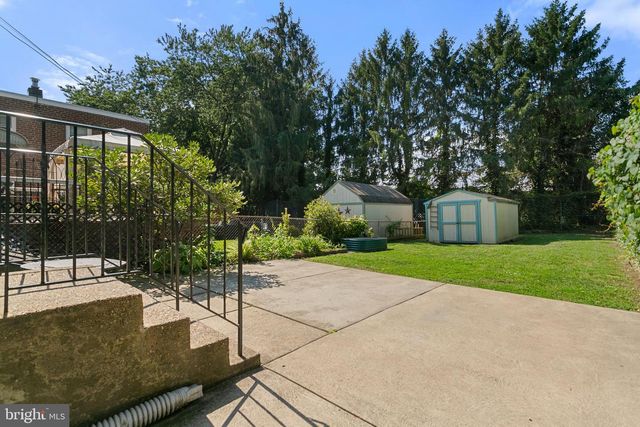 130 S WELLS AVE, Glenolden, PA 19036