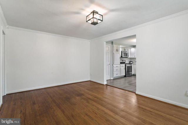 130 S WELLS AVE, Glenolden, PA 19036