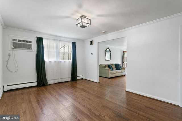 130 S WELLS AVE, Glenolden, PA 19036