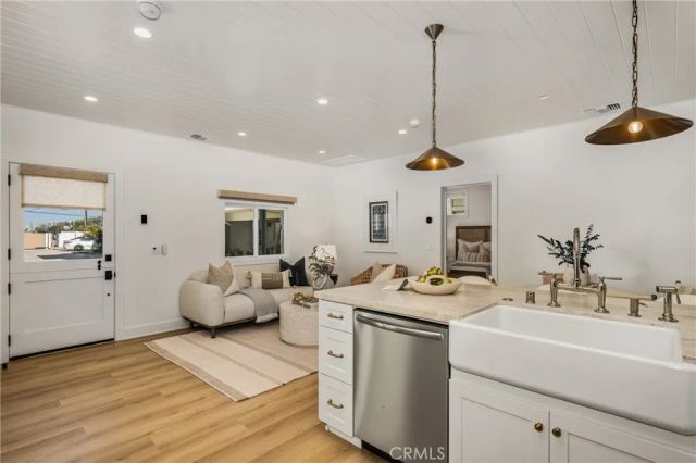 2138 Orange Avenue C120, Costa Mesa, CA 92627