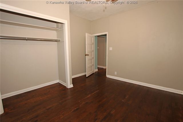 216 Grosscup Avenue, Dunbar, WV 25064