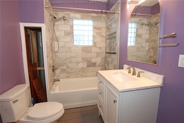 216 Grosscup Avenue, Dunbar, WV 25064