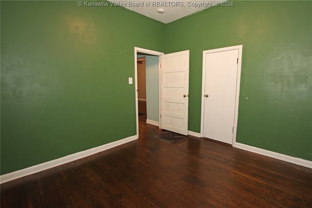 216 Grosscup Avenue, Dunbar, WV 25064