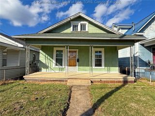 216 Grosscup Avenue, Dunbar, WV 25064