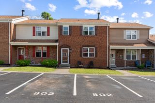 430 Walton Ferry Rd Apt 802, Hendersonville, TN 37075