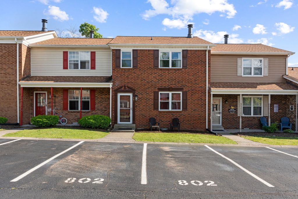 430 Walton Ferry Rd Apt 802, Hendersonville, TN 37075