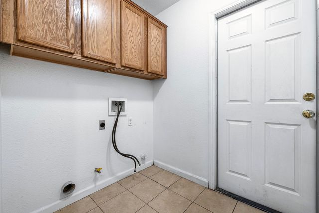 4360 W Vassar Avenue, Fresno, CA 93722