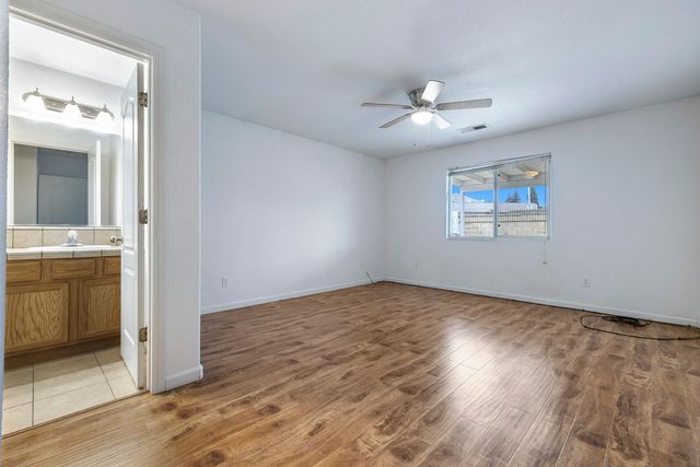 4360 W Vassar Avenue, Fresno, CA 93722