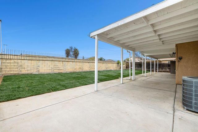 4360 W Vassar Avenue, Fresno, CA 93722