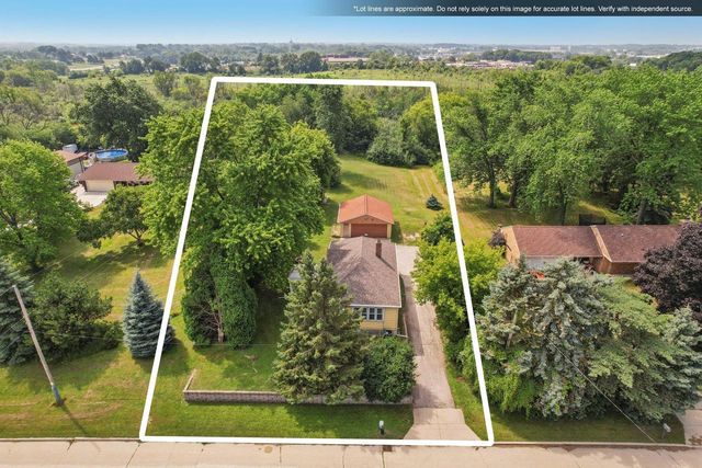 235 W College Avenue, Oak Creek, WI 53154