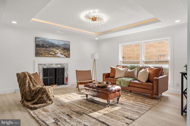 301 HIALEAH DR, Cherry Hill, NJ 08002