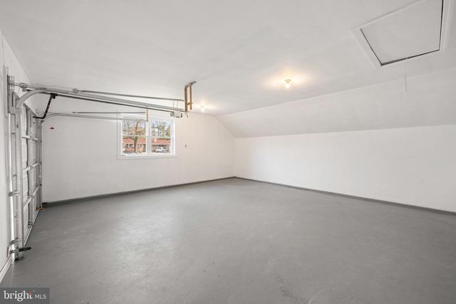 301 HIALEAH DR, Cherry Hill, NJ 08002