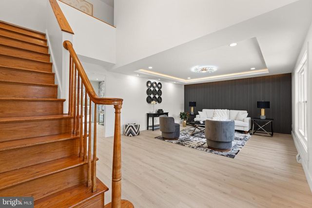 301 HIALEAH DR, Cherry Hill, NJ 08002