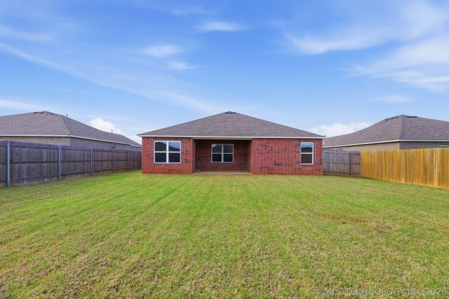 8501 E 162nd Street S, Bixby, OK 74008