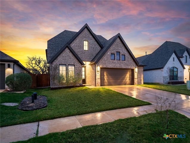 634 Meade Street, New Braunfels, TX 78132