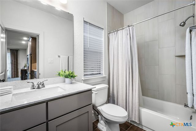 634 Meade Street, New Braunfels, TX 78132