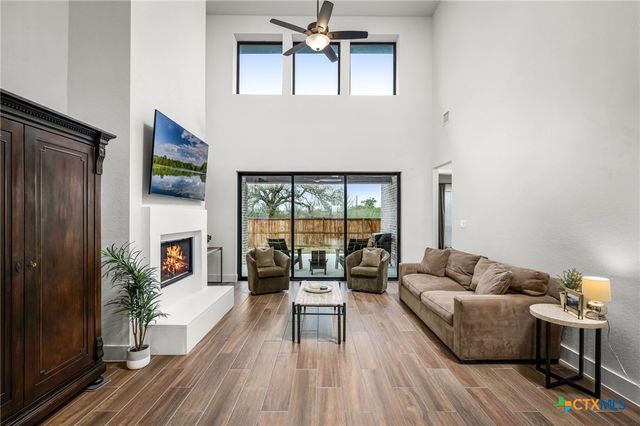 634 Meade Street, New Braunfels, TX 78132