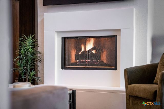 634 Meade Street, New Braunfels, TX 78132