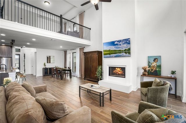 634 Meade Street, New Braunfels, TX 78132