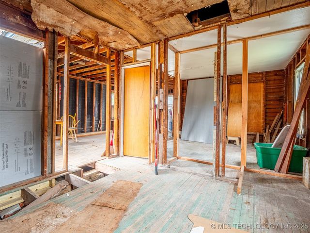 324 E Crisler, Mcalester, OK 74501