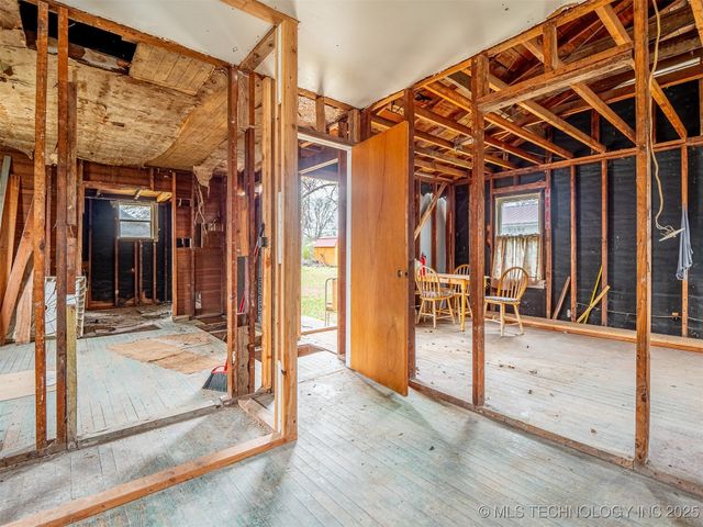 324 E Crisler, Mcalester, OK 74501