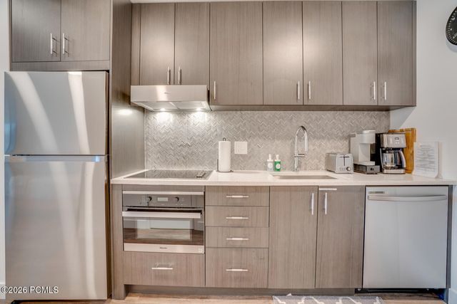 2303 W Deer Hollow A-1218, Park City, UT 84060