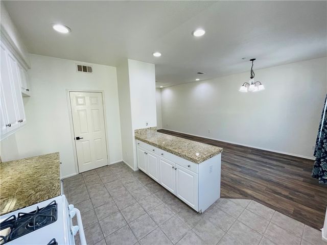 33590 Willow Haven Lane 102, Murrieta, CA 92563