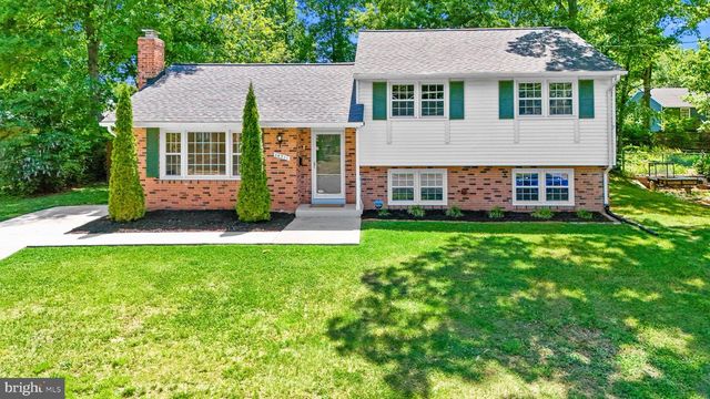 14711 CARLBERN DR, Centreville, VA 20120