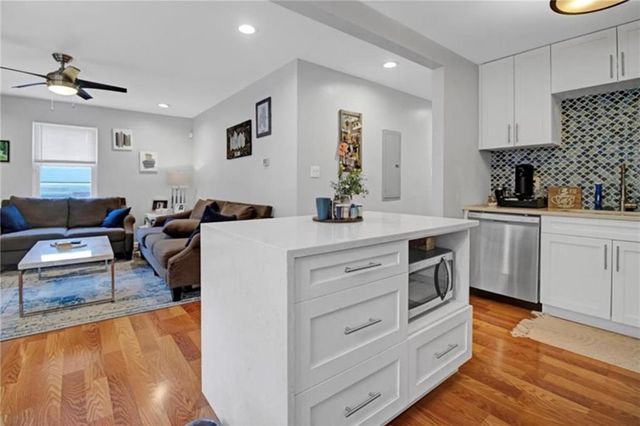 1329 Plaza SW Avenue, Atlanta, GA 30310