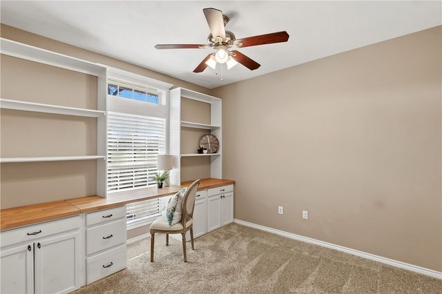 22 Golfview Drive, Hilltop Lakes, TX 77871