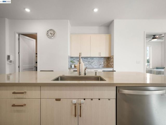45258 Tom Blalock St 200, Fremont, CA 94539