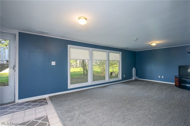 1006 Marquardt Avenue NW, North Canton, OH 44720