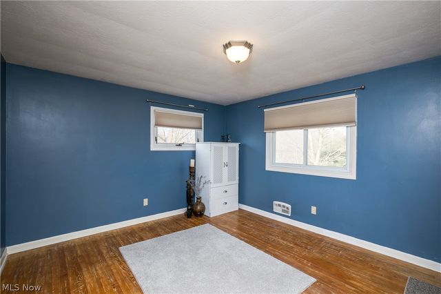 1006 Marquardt Avenue NW, North Canton, OH 44720