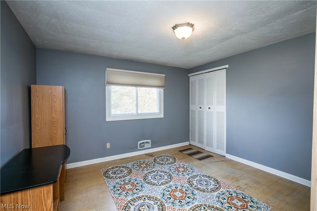 1006 Marquardt Avenue NW, North Canton, OH 44720