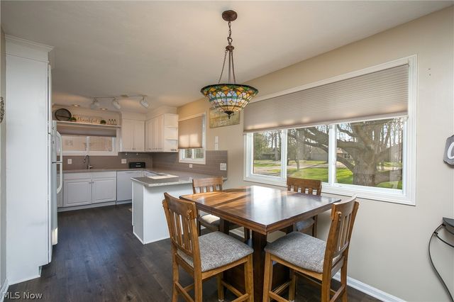 1006 Marquardt Avenue NW, North Canton, OH 44720