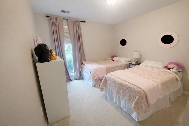 326 Chestnut Lane, Versailles, KY 40383