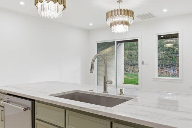 115 Kinley Loop, Little Rock, AR 72223