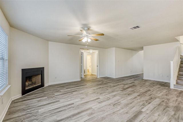 113 Silver Lace LN, Round Rock, TX 78664