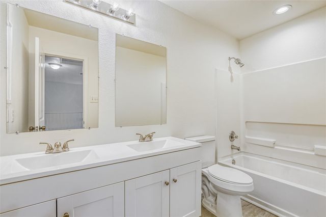 113 Silver Lace LN, Round Rock, TX 78664