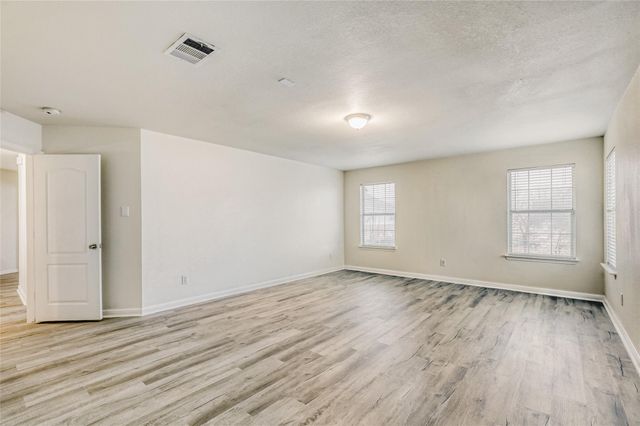 113 Silver Lace LN, Round Rock, TX 78664