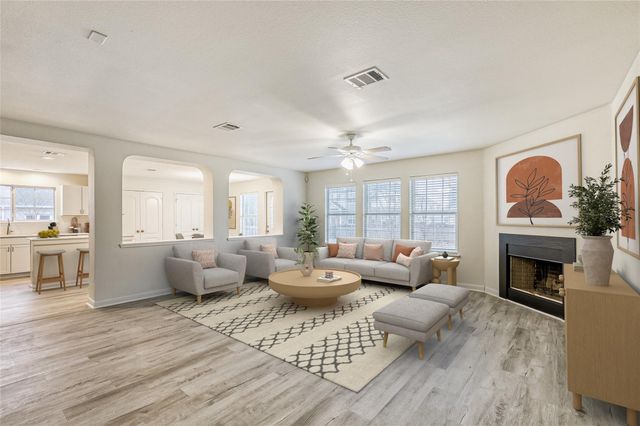 113 Silver Lace LN, Round Rock, TX 78664