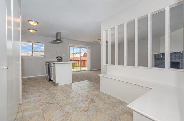 5549 Ragan Drive, The Colony, TX 75056