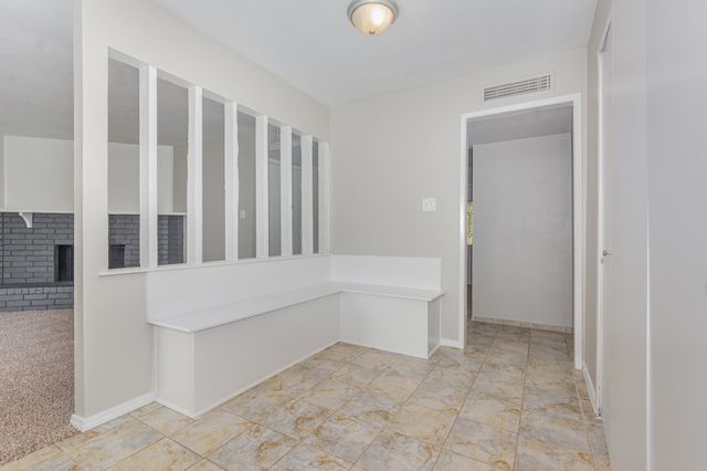 5549 Ragan Drive, The Colony, TX 75056