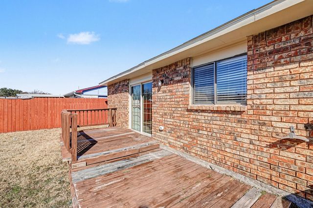 5549 Ragan Drive, The Colony, TX 75056