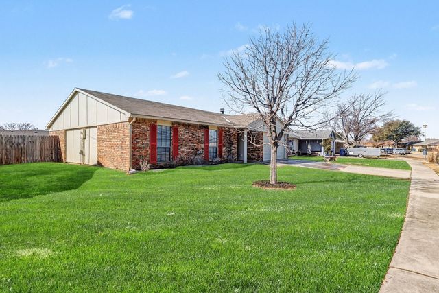 5549 Ragan Drive, The Colony, TX 75056