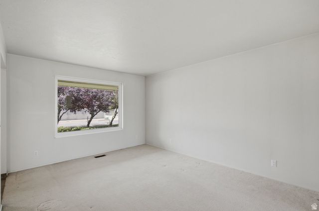3006 W ROBINWOOD DR, Taylorsville, UT 84129